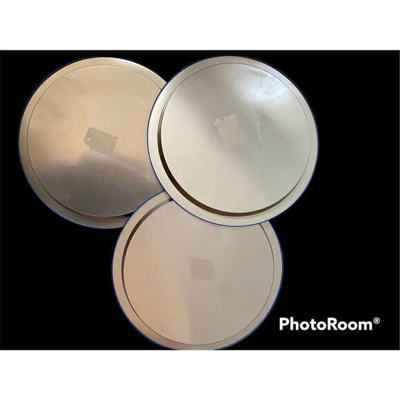 Vintage Set of 3 Santa Tin Trays - Picture 3 of 10